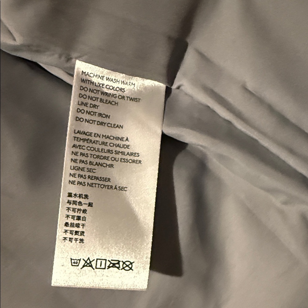 Urban Outfitters silver gray   Vest SP - Picture 5 of 9
